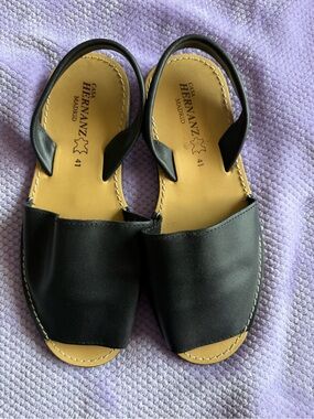 Black Leather Women’s Espadrille Sandals size 10.5